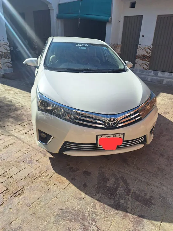 Toyota Corolla 2017 for Sale in Jalalpur Pirwala Image-1