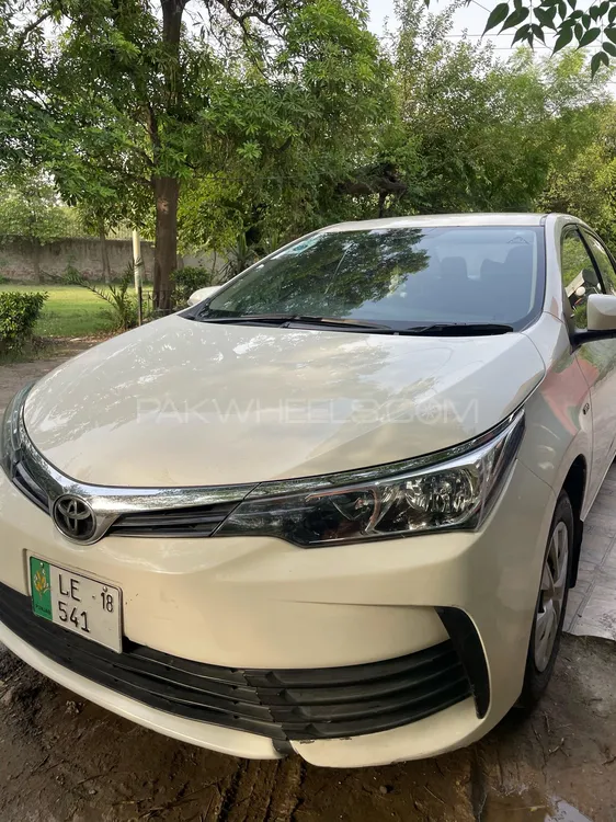 Toyota Corolla 2017 for Sale in Lahore Image-1