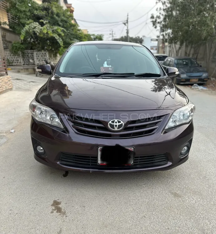 Toyota Corolla 2013 for Sale in Karachi Image-1