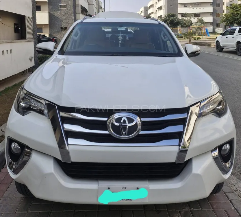 Toyota Fortuner 2018 for Sale in Islamabad Image-1