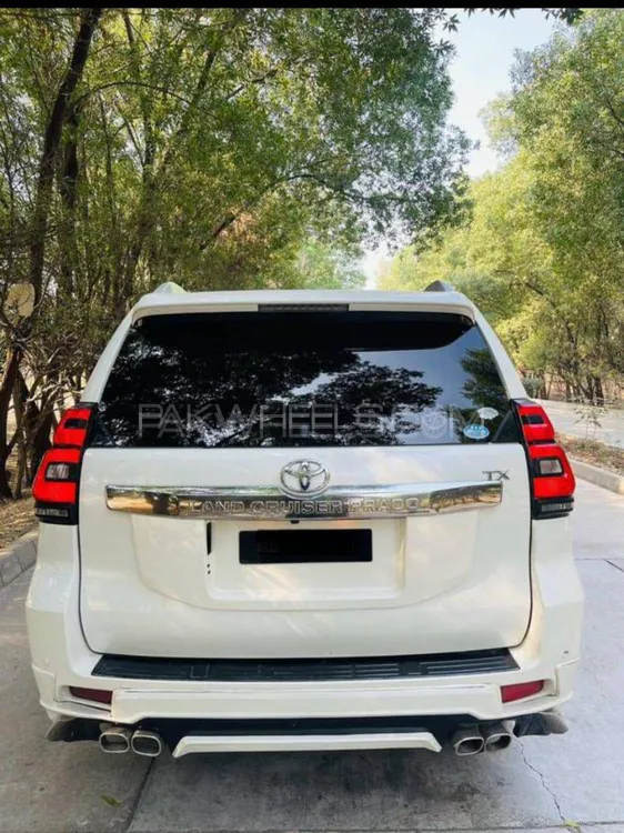 Toyota Prado 2010 for Sale in Lahore Image-1