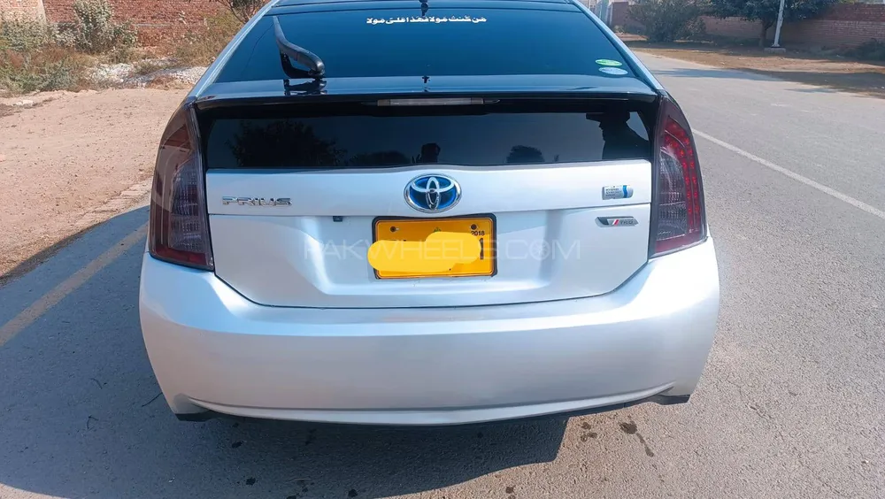 Toyota Prius 2013 for Sale in Karachi Image-1