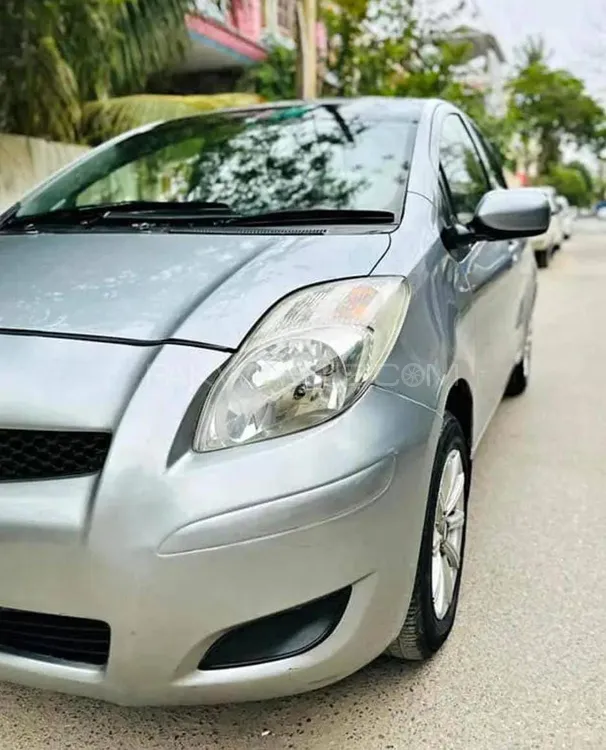 Toyota Vitz 2007 for Sale in Gojra Image-1