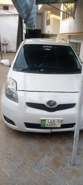 Toyota Vitz 2008 for Sale in Islamabad Image-1