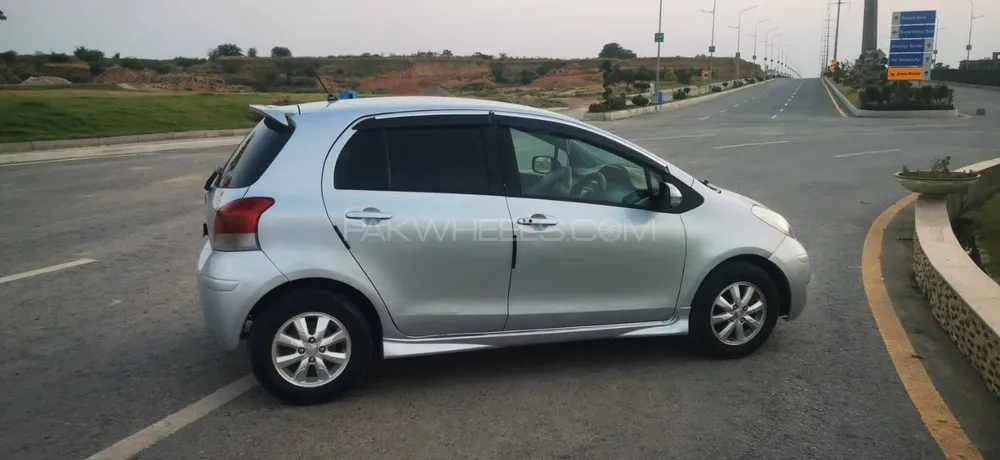 Toyota Vitz 2025 for Sale in Islamabad Image-1