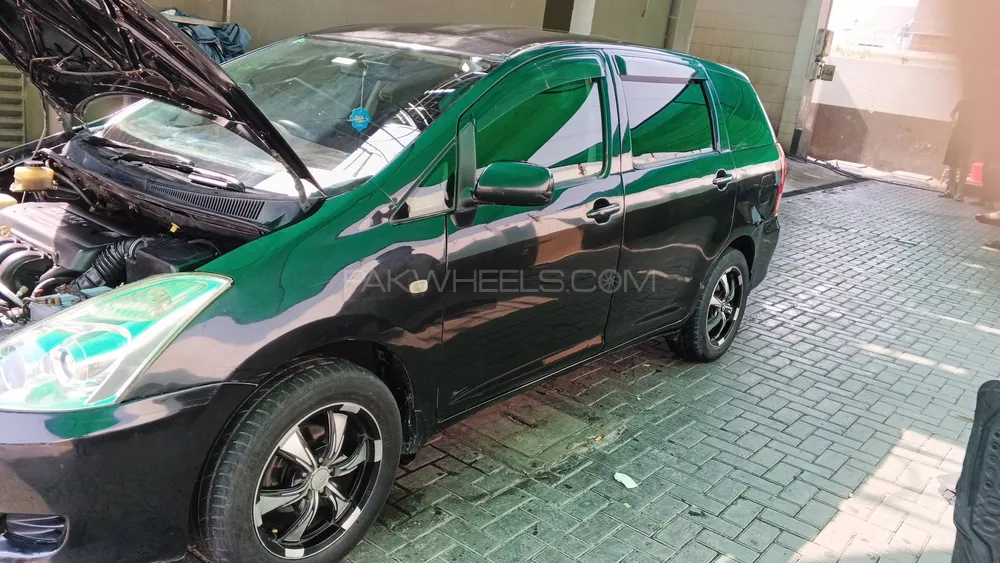 Toyota Wish 2006 for Sale in Lahore Image-1