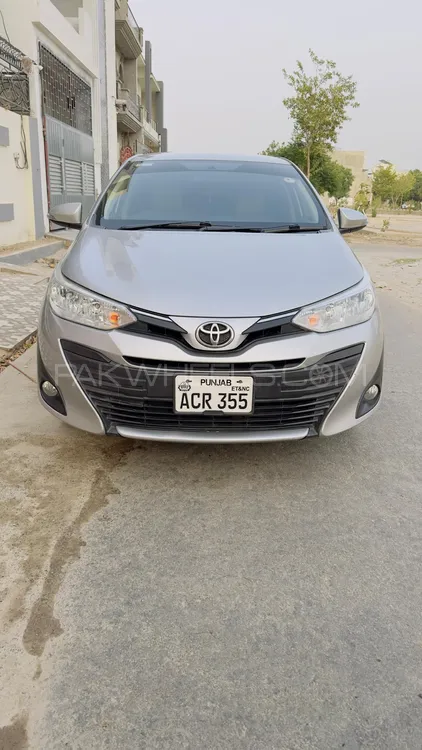 Toyota Yaris Sedan 2020 for Sale in Burewala Image-1