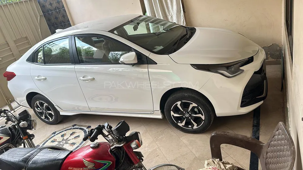 Toyota Yaris Sedan 2024 for Sale in Sahiwal Image-1