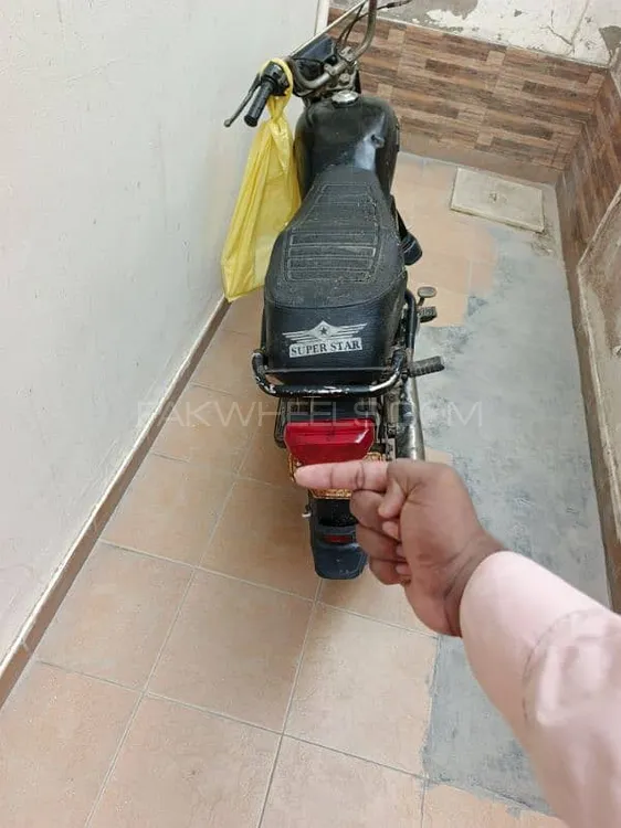 Unique Xtreme UD 70 2004 for Sale Image-1