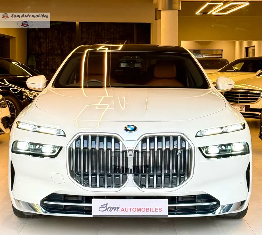 BMW 7 Series 2023 for Sale in Karachi Image-1