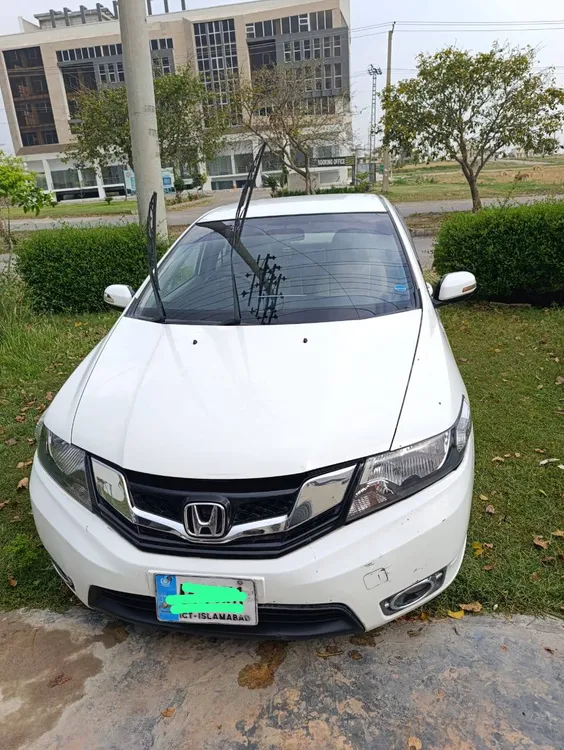 Honda City 2018 for Sale in Islamabad Image-1