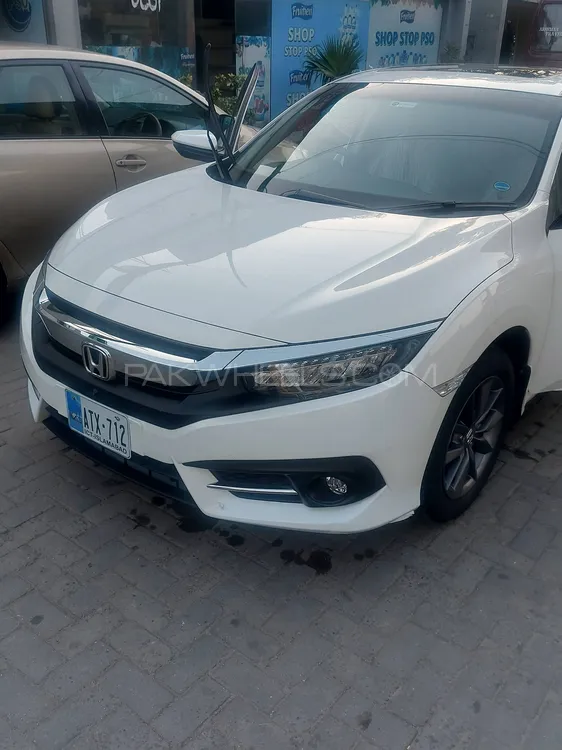 Honda Civic 2021 for Sale in Peshawar Image-1