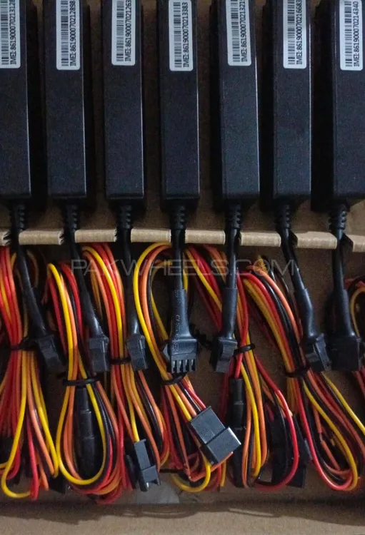 Premium Quality GPS Tracker Available on Wholesale rate Image-1