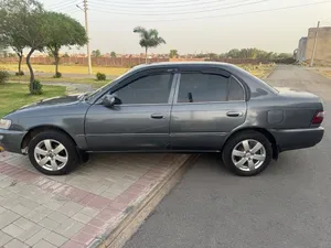 Toyota Corolla GLi 1.6 2000 for Sale