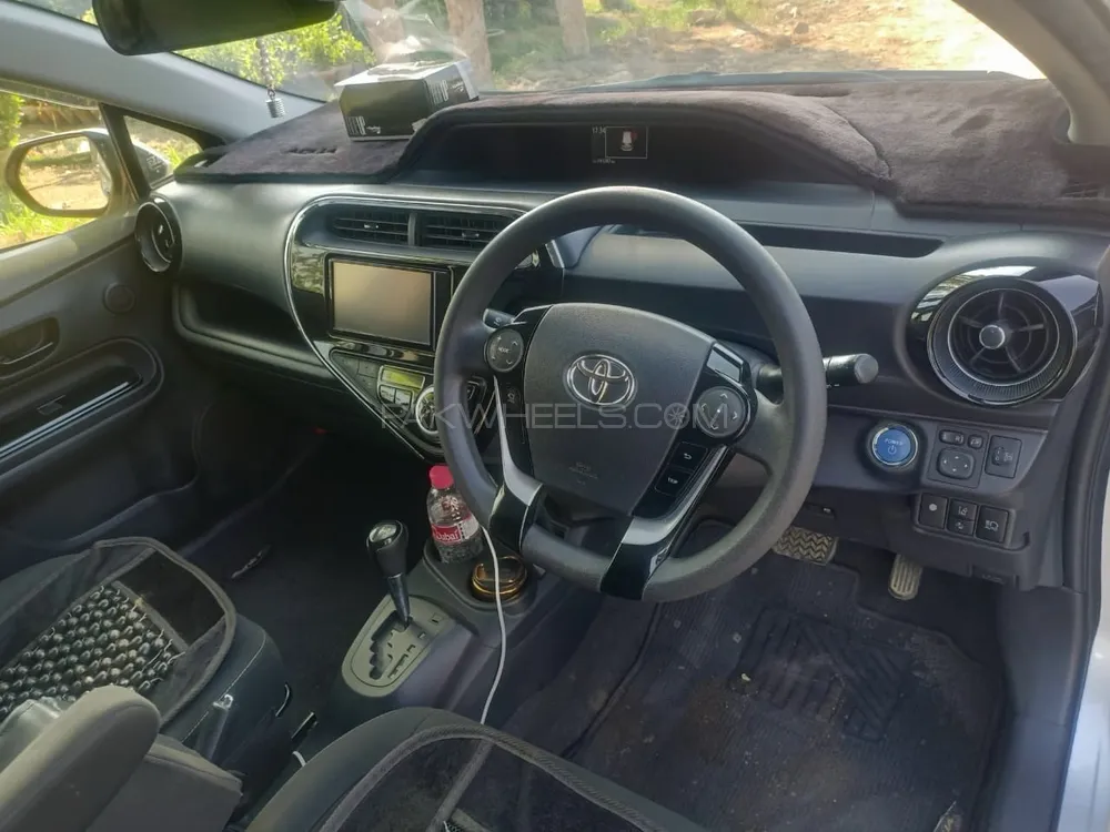 Toyota Aqua 2020 for Sale in Karachi Image-1