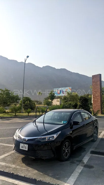 Toyota Corolla 2020 for Sale in Lahore Image-1