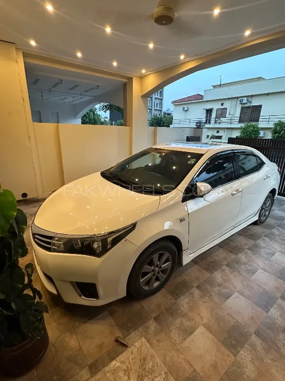 Toyota Corolla 2016 for Sale in Islamabad Image-1