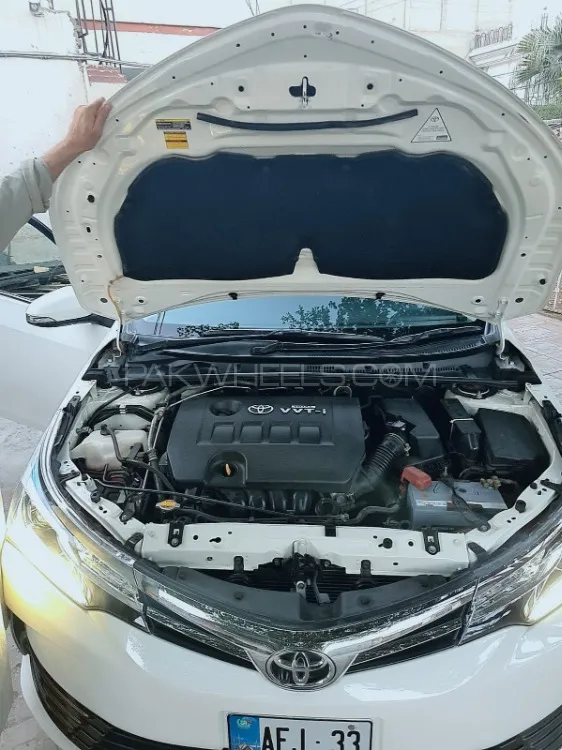 Toyota Corolla 2018 for Sale in Peshawar Image-1