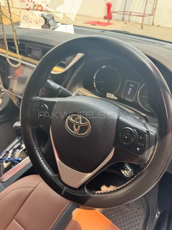 Toyota Corolla 2021 for Sale in Lahore Image-1
