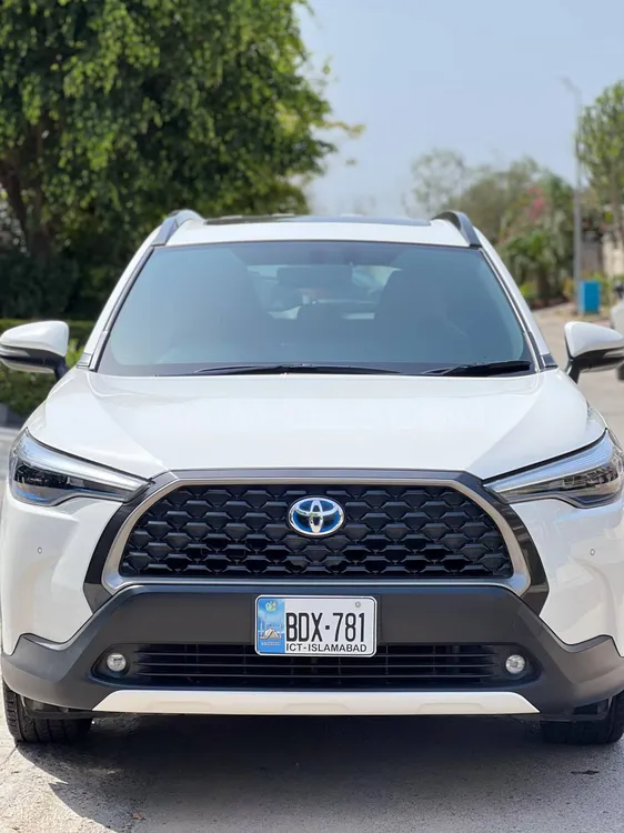 Toyota Corolla Cross 2025 for Sale in Islamabad Image-1