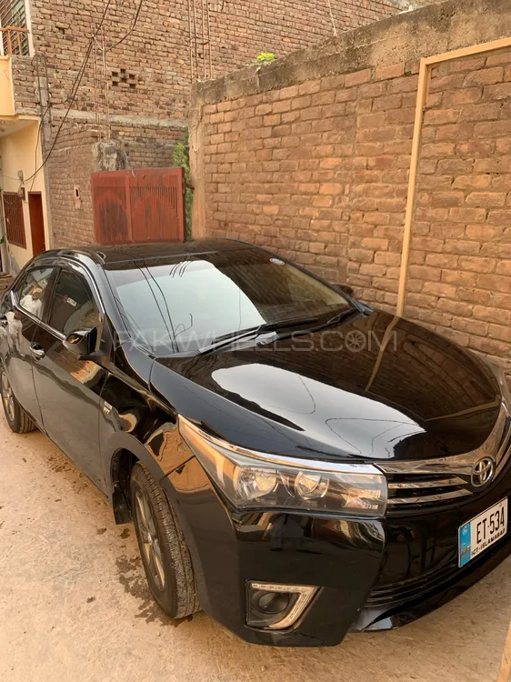 Toyota Corolla 2015 for Sale in Islamabad Image-1