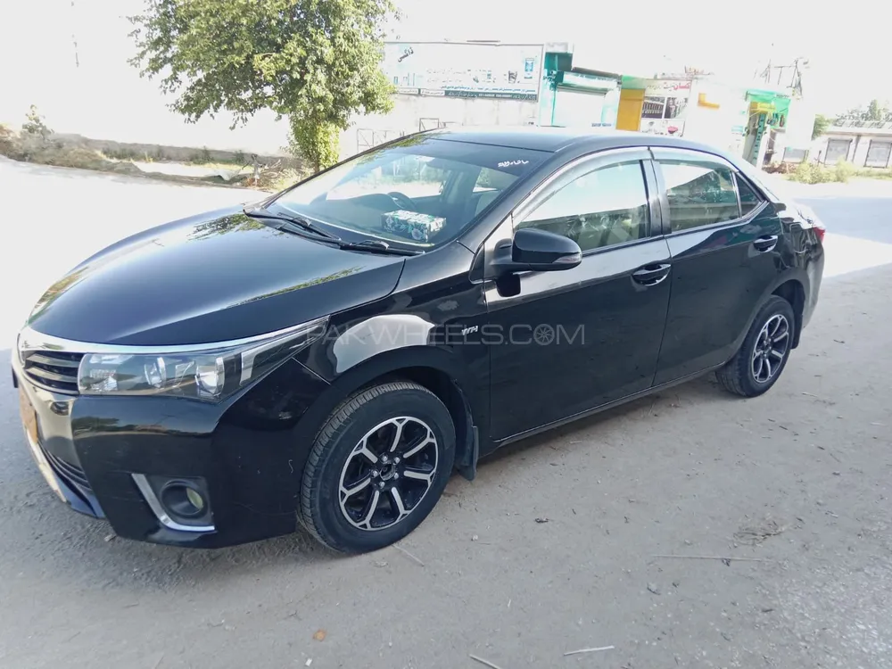 Toyota Corolla 2016 for Sale in Islamabad Image-1