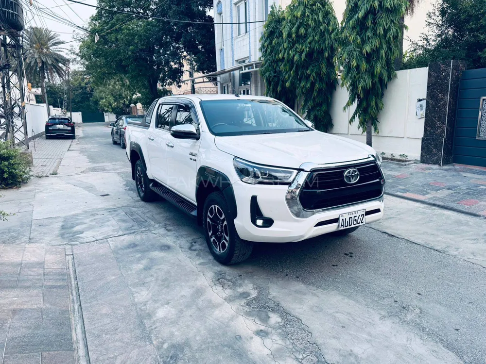 Toyota Hilux 2022 for Sale in Lahore Image-1