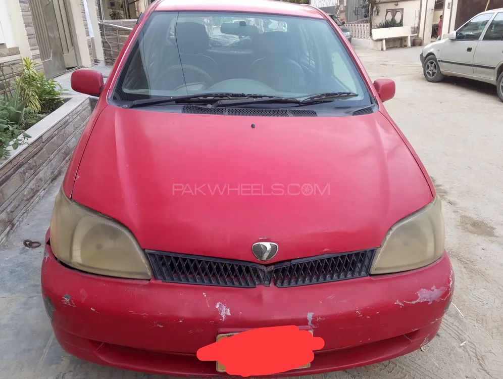 Toyota Platz 2001 for Sale in Karachi Image-1