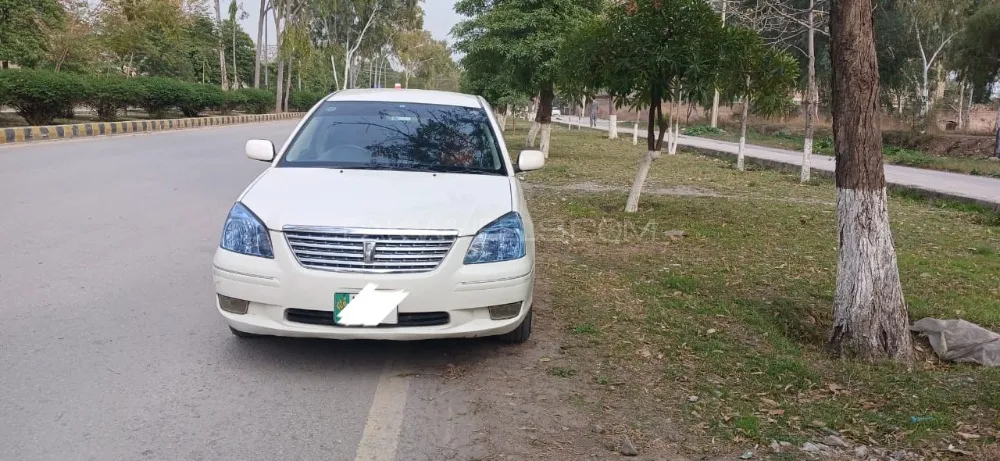 Toyota Premio 2004 for Sale in Peshawar Image-1