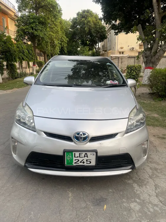 ٹویوٹا پریوس 2012 for Sale in لاہور Image-1