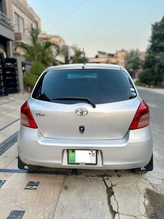 Toyota Vitz 2006 for Sale in Lahore Image-1