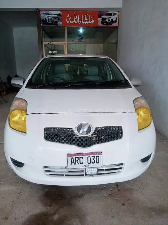 Toyota Vitz 2005 for Sale in Chowk munda Image-1