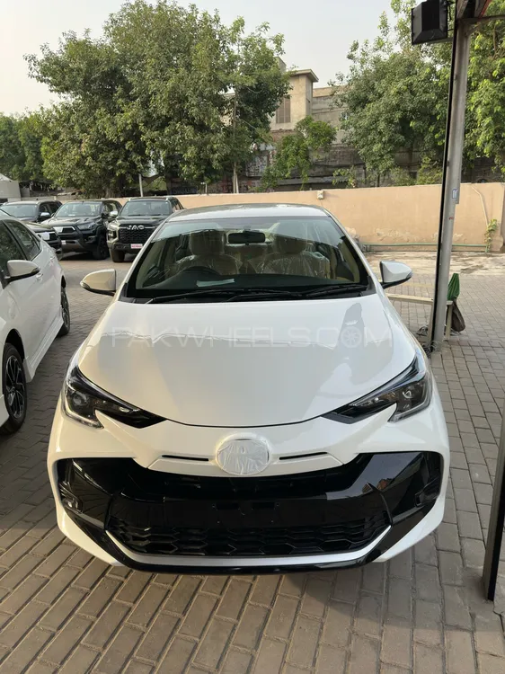 Toyota Yaris Sedan 2025 for Sale in Lahore Image-1
