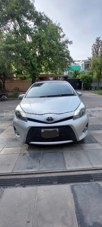Toyota Yaris Hatchback 2014 for Sale in Islamabad Image-1