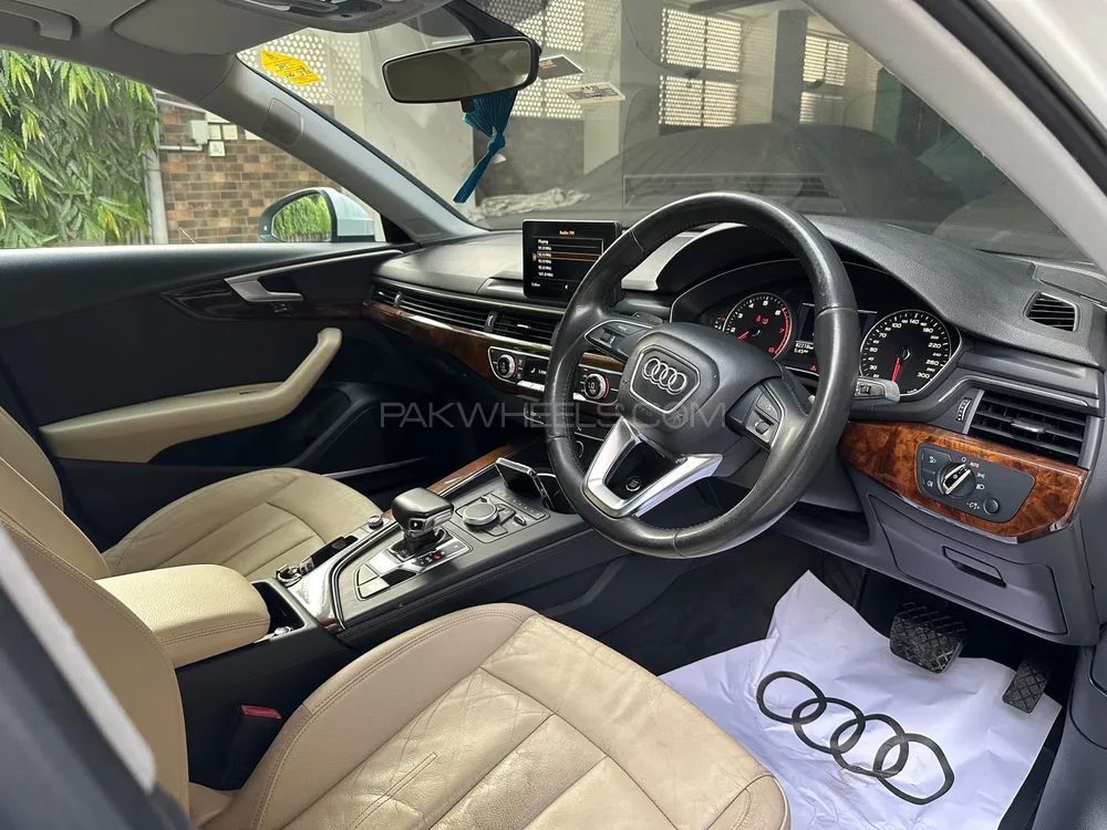 Audi A4 2016 for Sale in Lahore Image-1