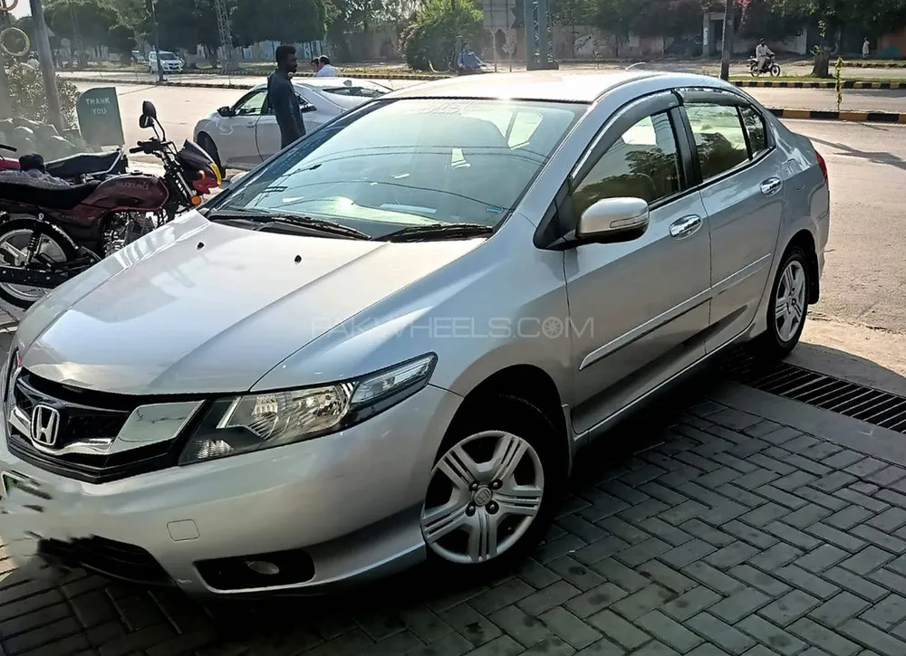 Honda City 2018 for Sale in Lahore Image-1