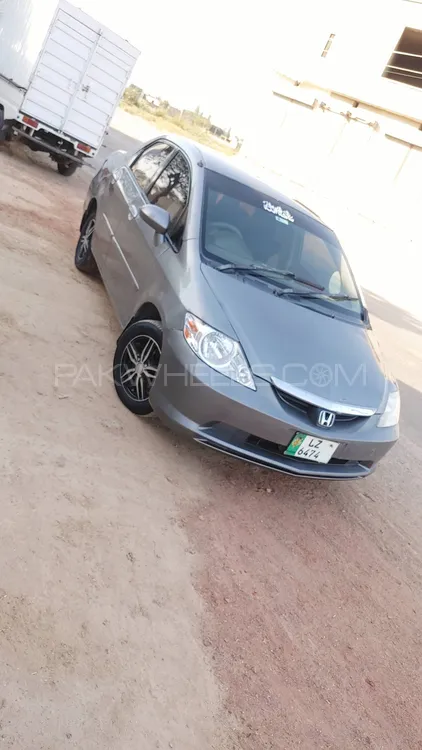 Honda City 2004 for Sale in Pattoki Image-1