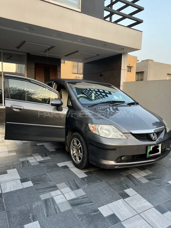 Honda City 2005 for Sale in Lahore Image-1