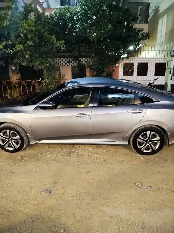 Honda Civic 2017 for Sale in Karachi Image-1