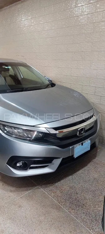 Honda Civic 2020 for Sale in Lahore Image-1