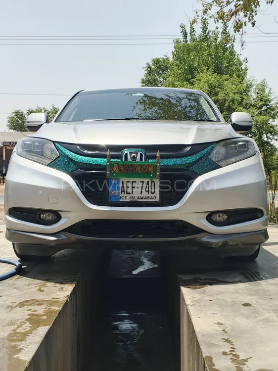 Honda Vezel 2014 for Sale in Jhang Image-1