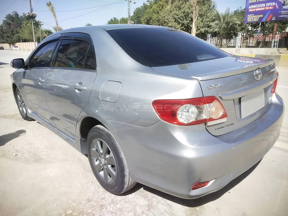 Toyota Corolla 2011 for Sale in Peshawar Image-1