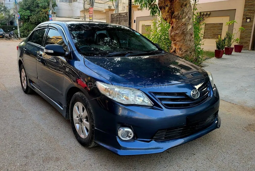 Toyota Corolla 2011 for Sale in Karachi Image-1