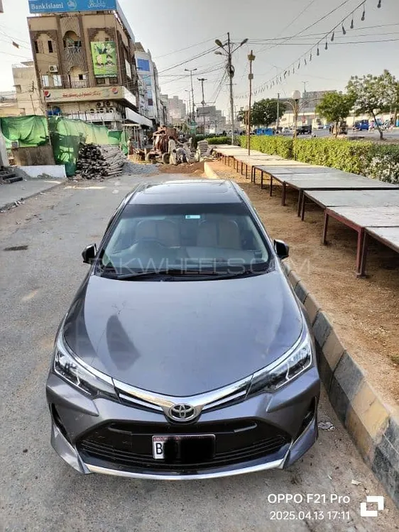 Toyota Corolla 2015 for Sale in Karachi Image-1