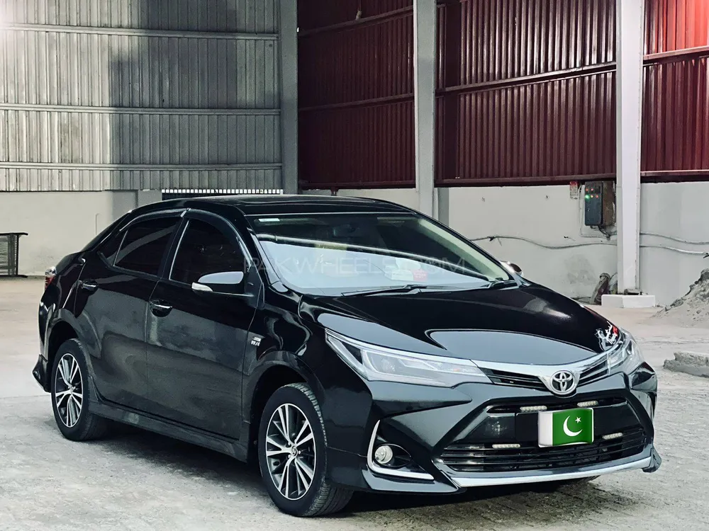 Toyota Corolla 2022 for Sale in Multan Image-1