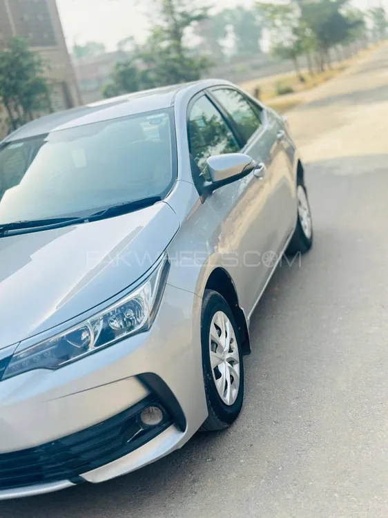 Toyota Corolla 2018 for Sale in Lahore Image-1