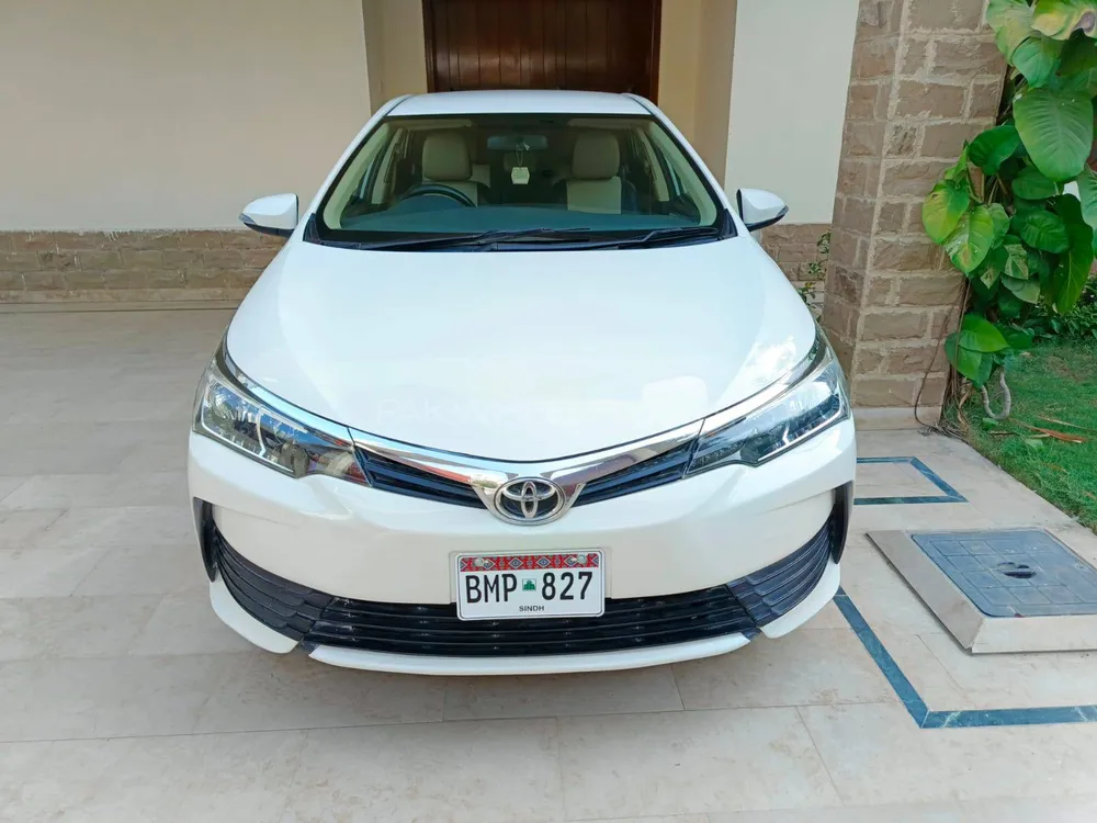 Toyota Corolla 2018 for Sale in Karachi Image-1