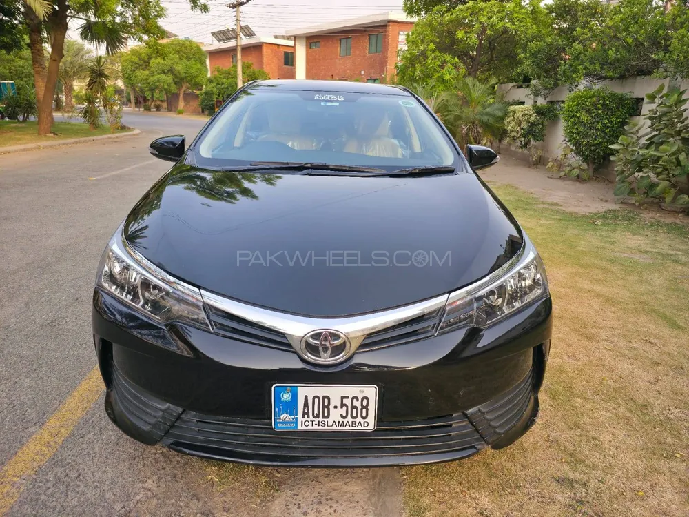 Toyota Corolla 2020 for Sale in Lahore Image-1