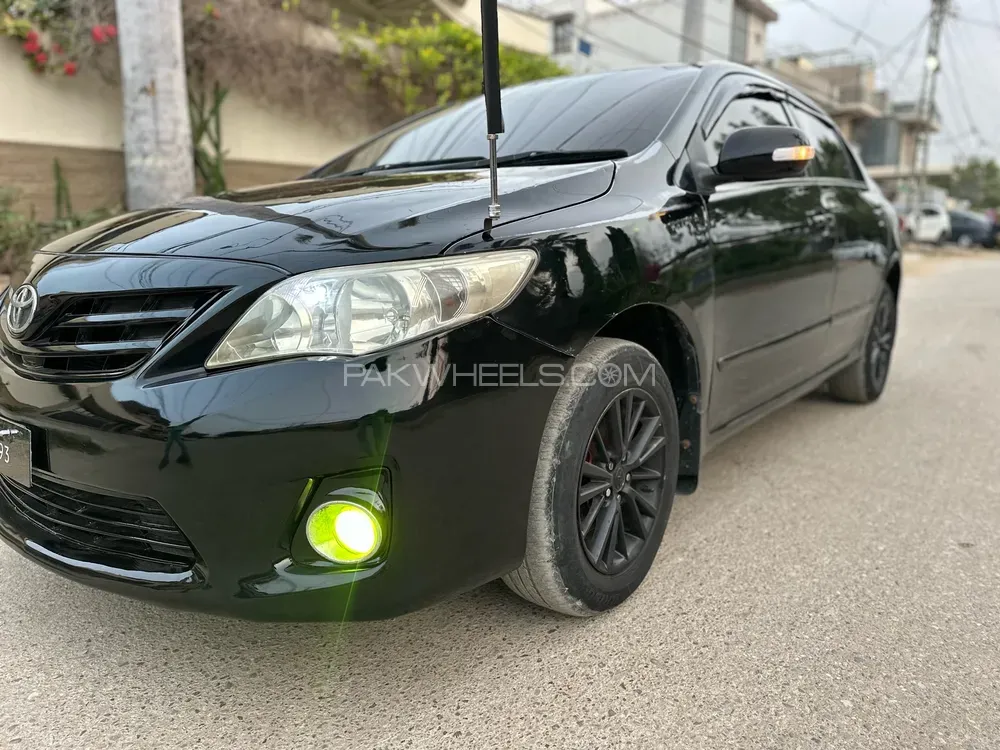 Toyota Corolla 2012 for Sale in Karachi Image-1