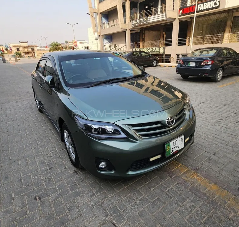 Toyota Corolla 2012 for Sale in Faisalabad Image-1